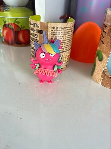 Ugly dolls figur nadir olan ozel ambalajli hic oynanmadi ..