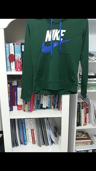 Kapşonlu Sweatshirt