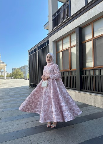 38 Beden pembe Renk Pudra Pembe Uzun Dökümlü Tesettür Elbise