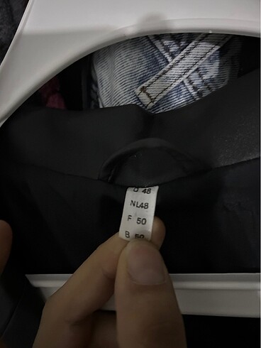 l/xl Beden Almanya?dan Siyah Parka