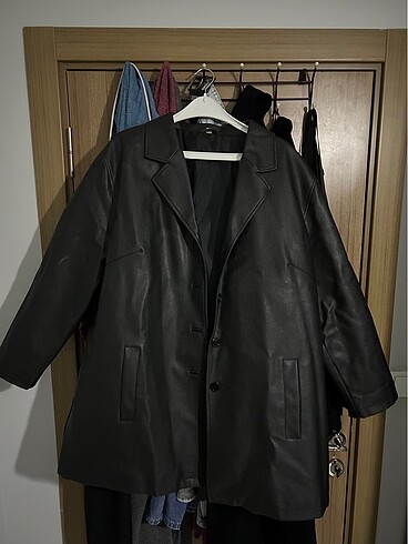 Almanya?dan Siyah Parka
