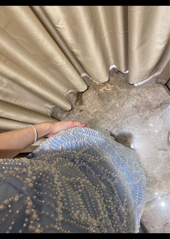 Cengiz aktürk bebe mavisi abiye - Görsel 4