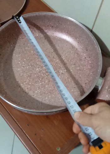 Beden Pastel Pembe Cam Kapaklı Tencere