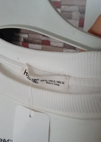 Beyaz Baskılı Kadın Sweatshirt - Görsel 5