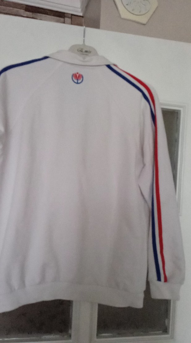 Beyaz Fermuarlı Kadın Spor Ceket - Görsel 5