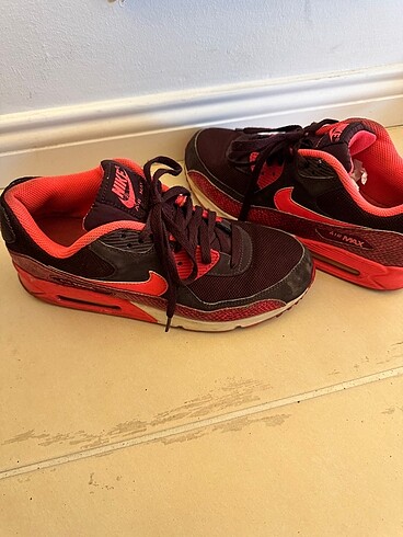 40,5 Beden bordo Renk NIkE airmax