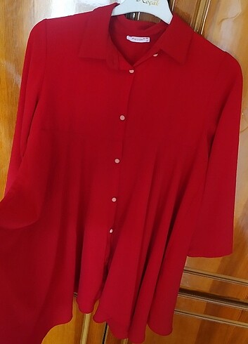LC Waikiki Kırmızı volanlı tunik