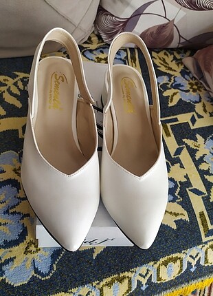40 Beden beyaz Renk Beyaz şık ayakkabı