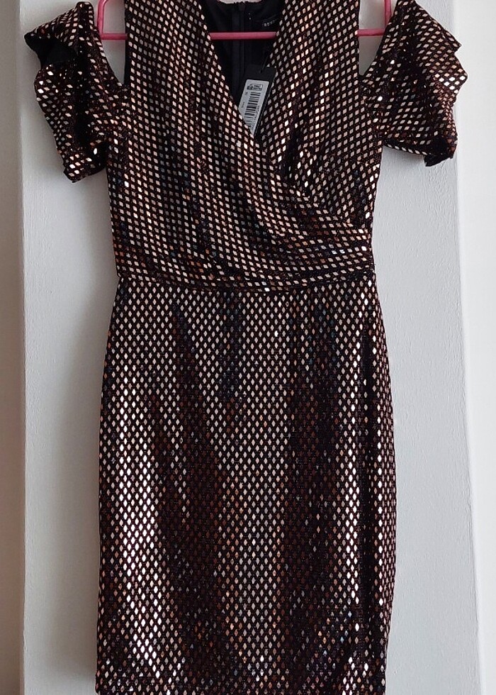 Payetli Gece Elbisesi - Görsel 3