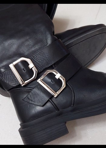 Siyah Çizme - Görsel 4