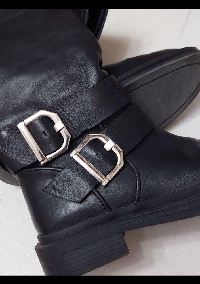 Siyah Çizme - Görsel 4