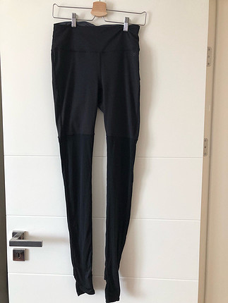 H&M sporcu taytı
