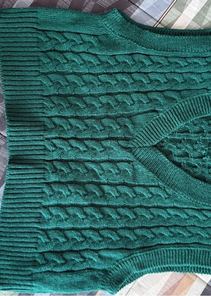 Butik ürünü süveter - Görsel 2