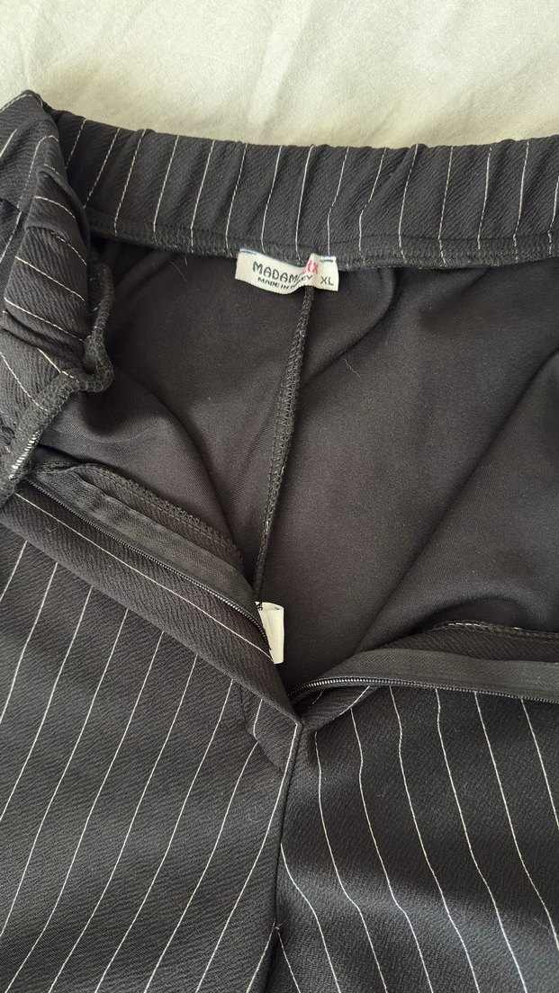 Kadın Siyah Çizgili Kumaş Pantolon - Görsel 2