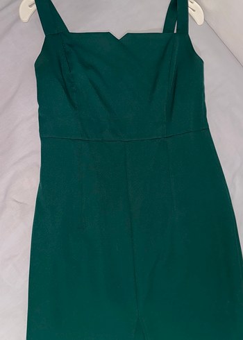 Zümrüt Yeşili Kalın Askılı v detayı olan midi elbise - Görsel 3