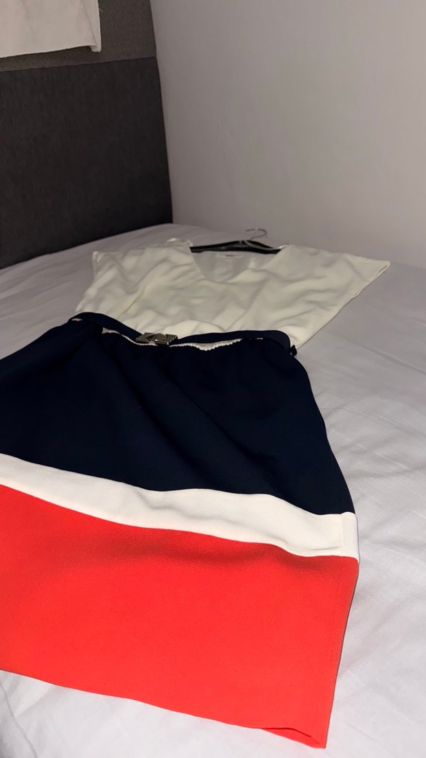 Kemerli mini Beyaz Lacivert Elbise - Görsel 3