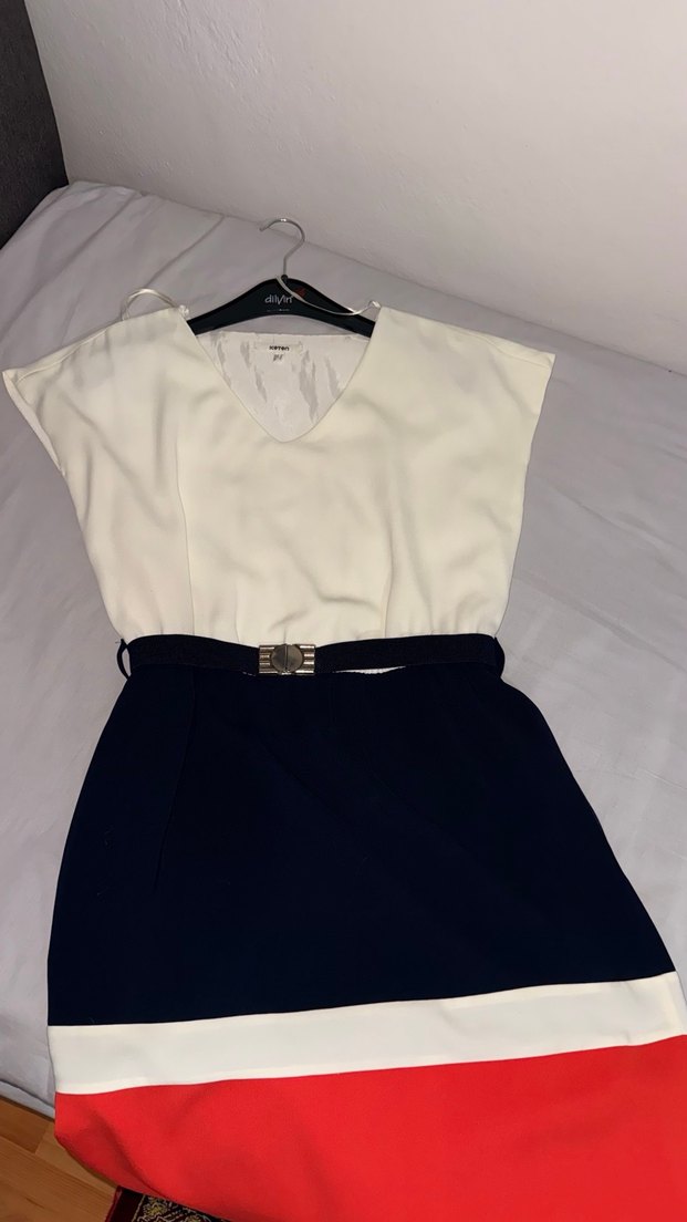 Kemerli mini Beyaz Lacivert Elbise - Görsel 2