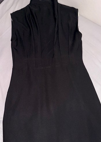 Siyah Drapeli Yüksek Yakalı elbise - Görsel 2