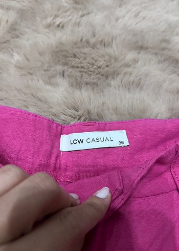 LC Waikiki Pembe Keten Mini Şort