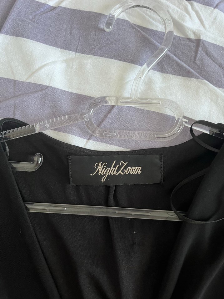 Siyah Drapeli Uzun Kollu V Yaka Elbise - Görsel 5