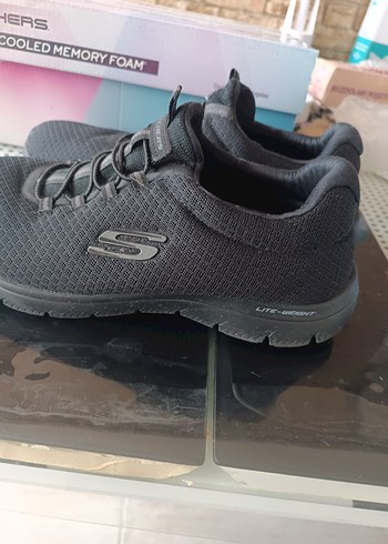 Skechers çok az giyildi 40. beden