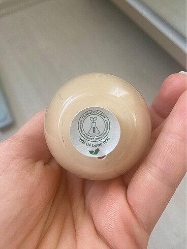 Clinique Clinique even better serum fondöten WN04 Bone