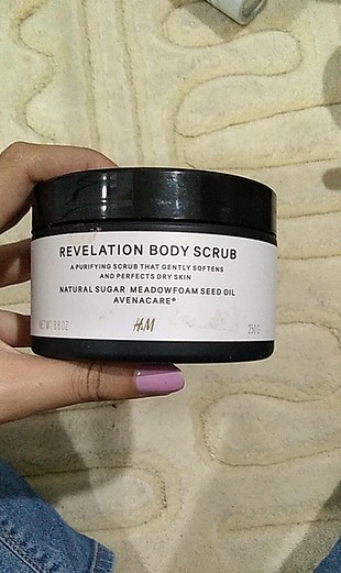 universal Beden REVELATION BODY SCRUB