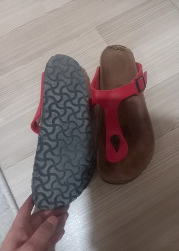 Birkenstock parmak arası terlik