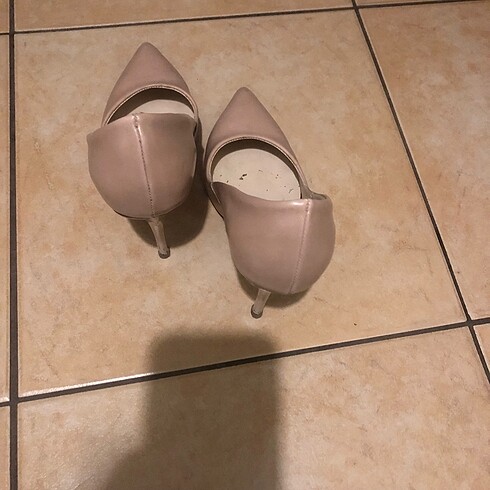 37 Beden Stiletto