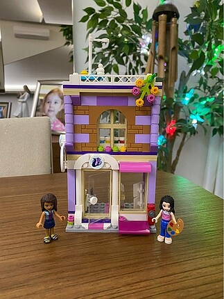 Lego Friends Emma?nın Resim Atölyesi