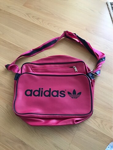 Adidas marka pembe çanta
