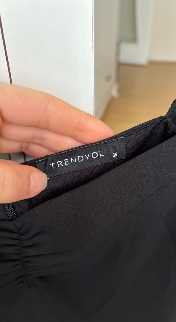 Uzun Kollu Siyah Midi Kadın Elbise - Görsel 2