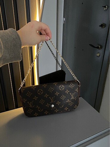  Beden kahverengi Renk Louis Vuitton çanta