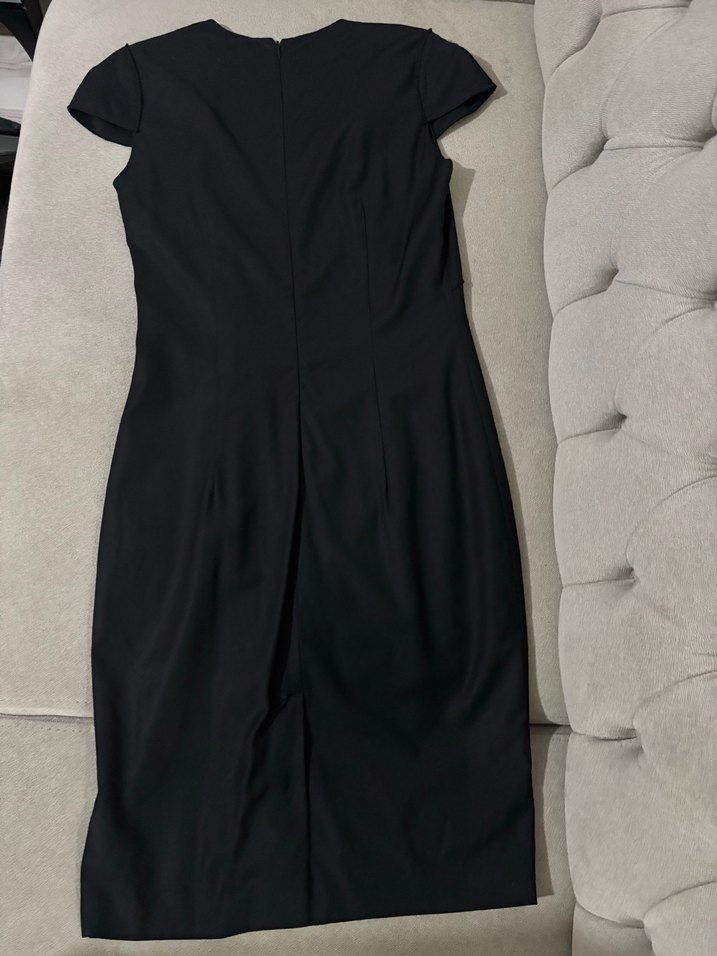 Siyah V Yaka Midi Elbise - Görsel 3