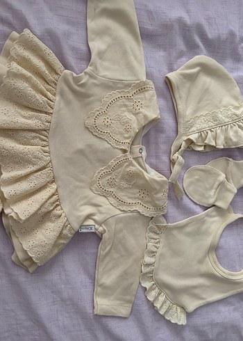 0-3 Ay Elite Dantel Detaylı Krem Renk 5li Set - Görsel 4
