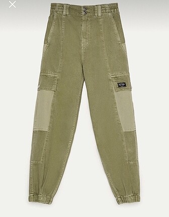 Bershka yeşil pantolon