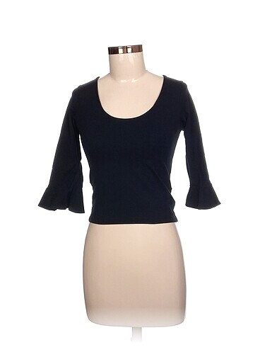 Zara T-shirt %70 İndirimli.