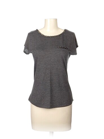 LC Waikiki T-shirt %70 İndirimli.