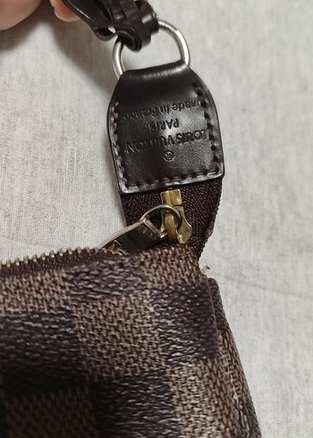 Kahverengi Kareli Deri Kadın Çantası - Görsel 3