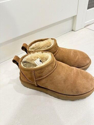 Ugg bot