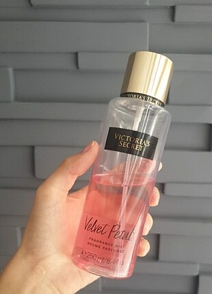 Victoria's secret vücut spreyi