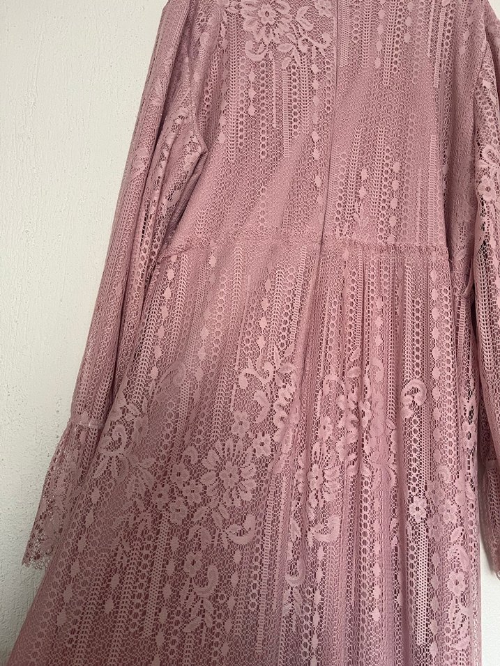 Dantel Detaylı Uzun Pembe tesettür Elbise - Görsel 4
