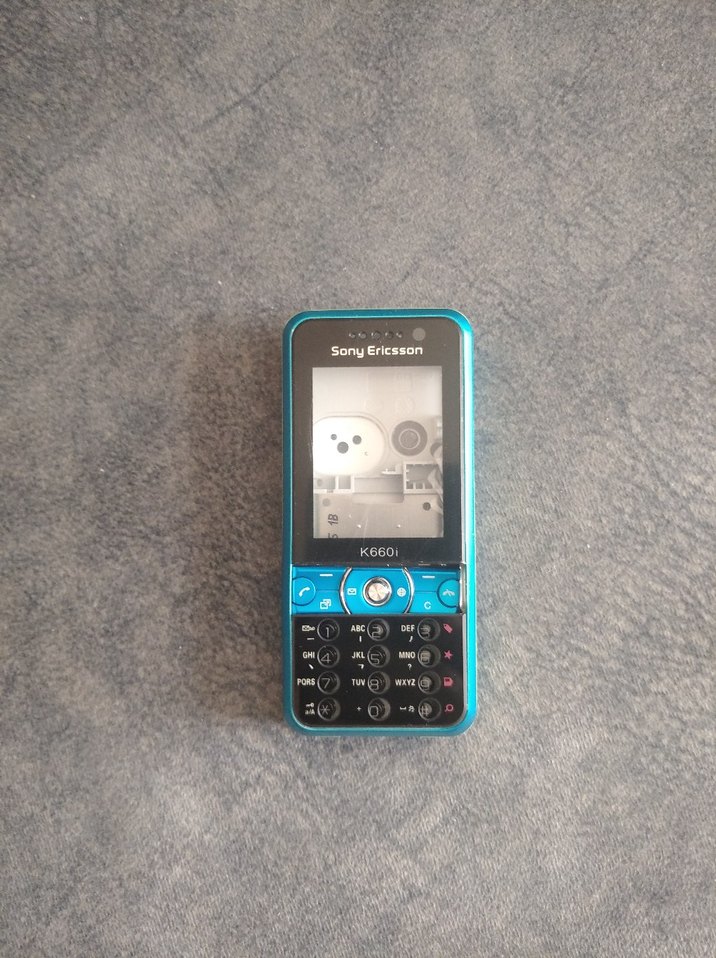 Sony Ericsson K660i Telefon Kasa - Görsel 2