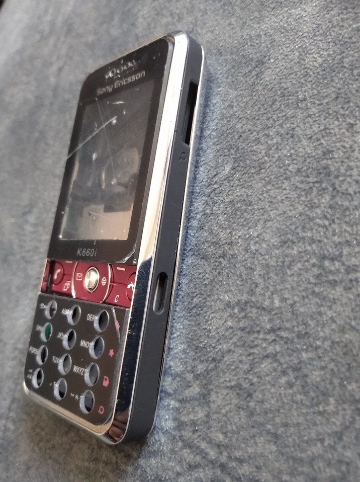 Sony Ericsson K660i Telefon Kasa - Görsel 3