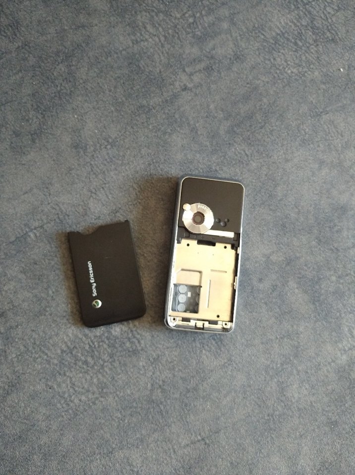Sony Ericsson K660i Telefon Kasa - Görsel 2