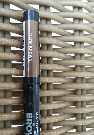 universal Beden Maybelline brow satin kaş kalemi dark brown