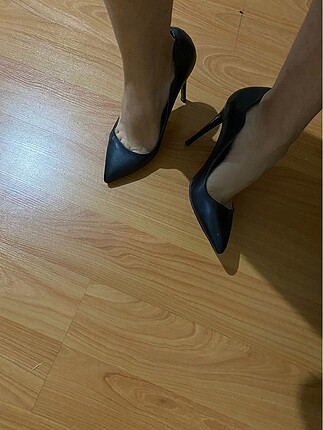Siyah stiletto