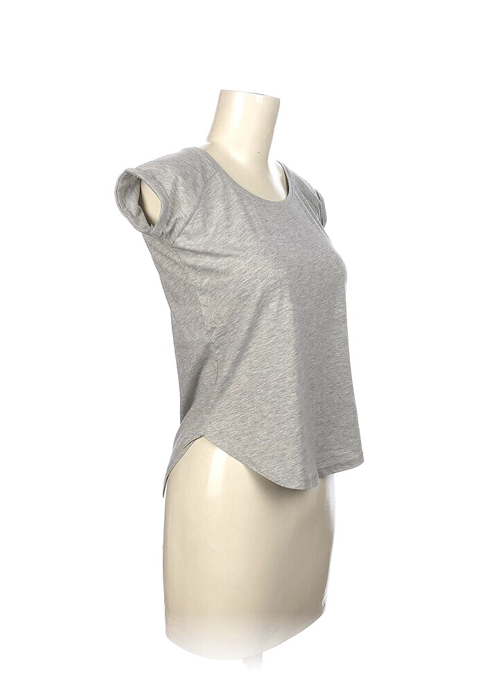 PreLoved T-shirt %70 İndirimli. - Görsel 2