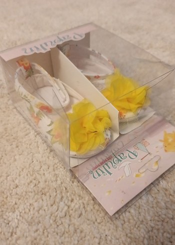 Sarı Fırfırlı Kız Bebek İlk Adım Ayakkabısı - Görsel 3