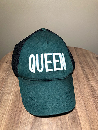 Queen şapka